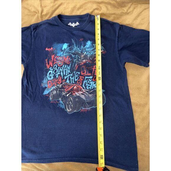 Licensed Batman Welcome To Gotham City Youth X-Large T-Shirt Comic Con Twitch Co - Picture 5 of 16